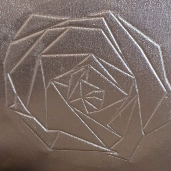 Lancôme Gold Train Case Makeup Bag – Rose Detail – Carrying Handle – Never Used - Picture 6 of 14